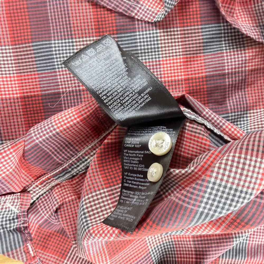 The North Face Mens XL Plaid Short Sleeve Button Down Shirt Red Blue White